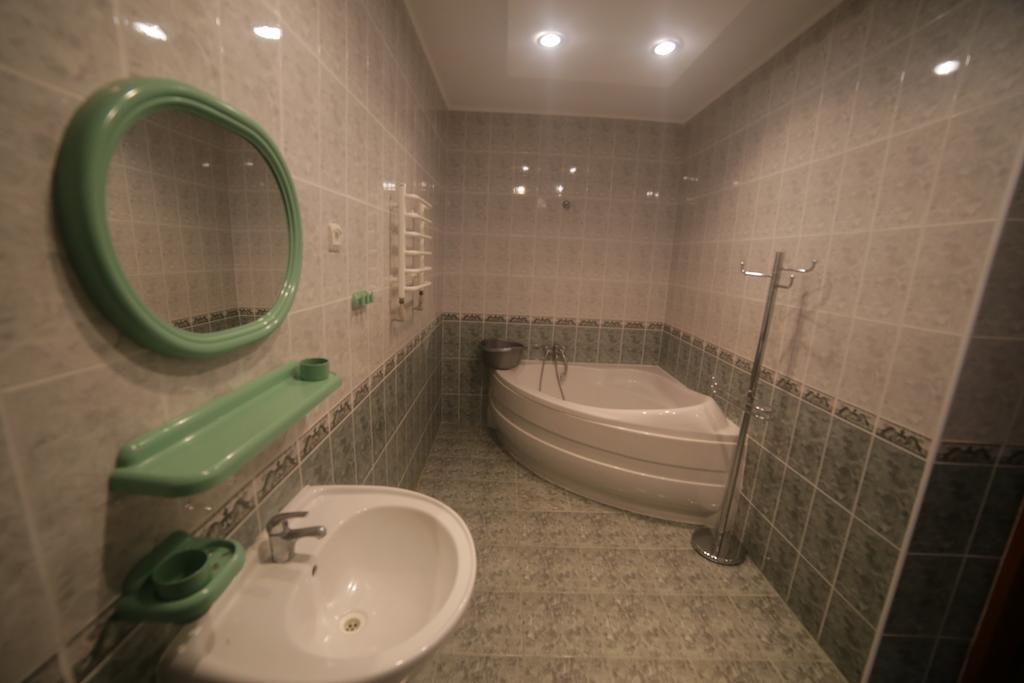 Sonyachna Polyana Hotell Rum bild